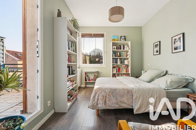 Maison - 96 m² - 5 pièces