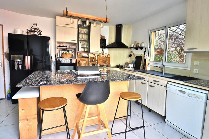 Maison - 183 m² - 4 pièces