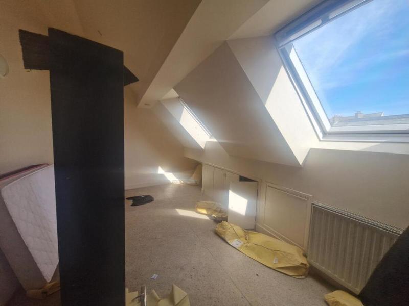 Immeuble - 298 m² - 15 pièces