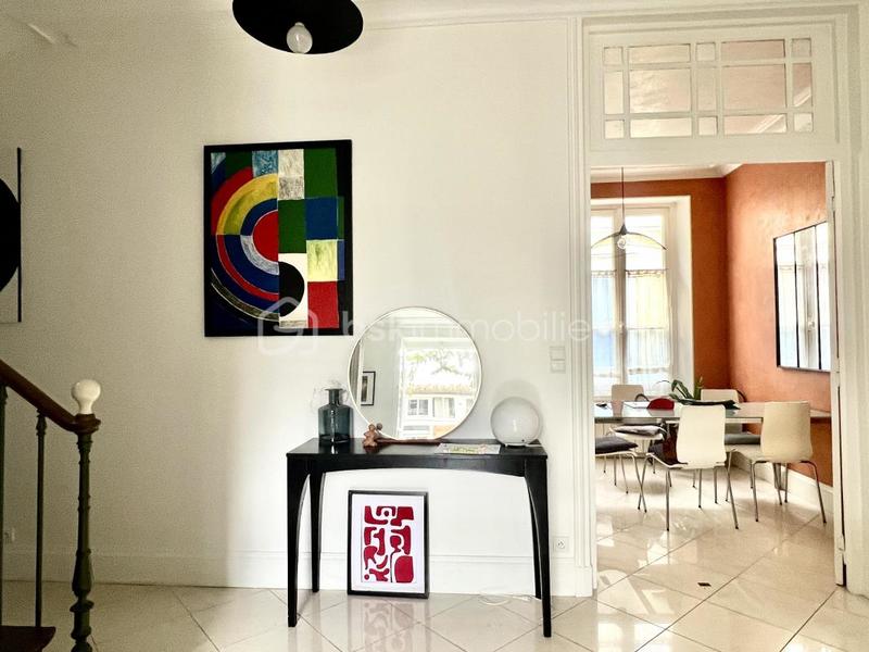 Maison bourgeoise - 200 m² - 7 pièces