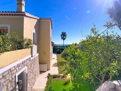 Villa - 195 m² - 7 pièces