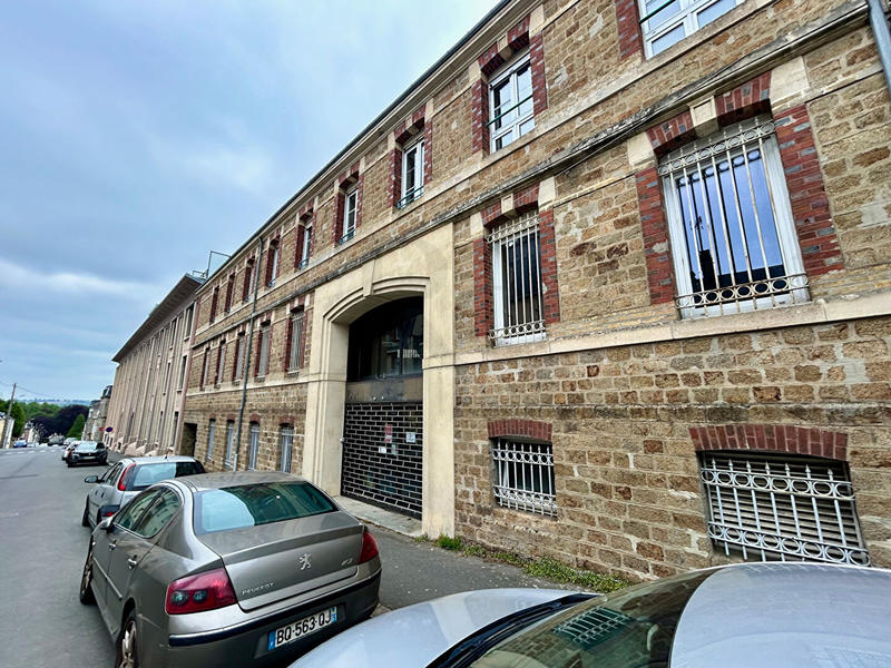 Bureau - 358 m² - 10 pièces