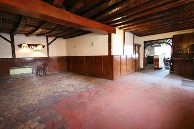 Maison - 370 m² - 11 pièces