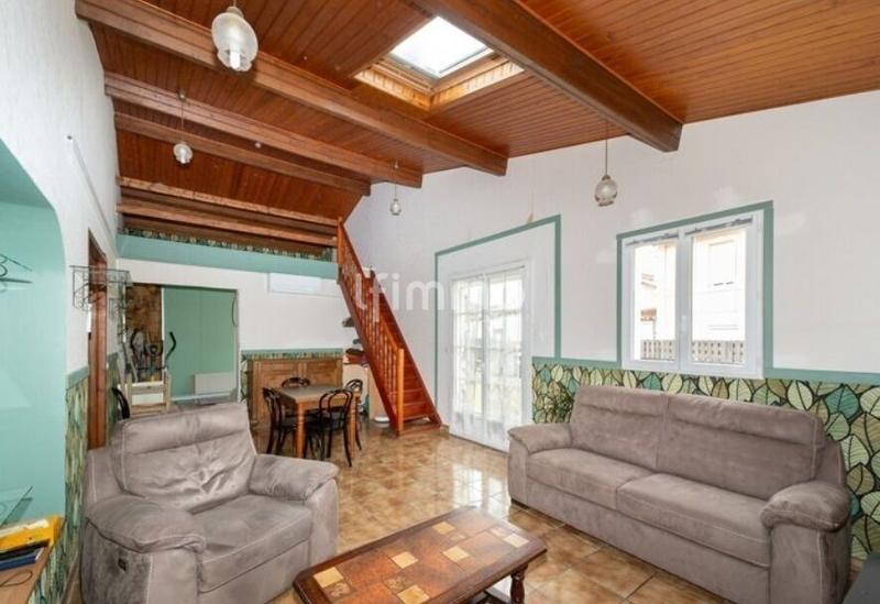 Maison traditionnelle - 103 m² - 5 pièces