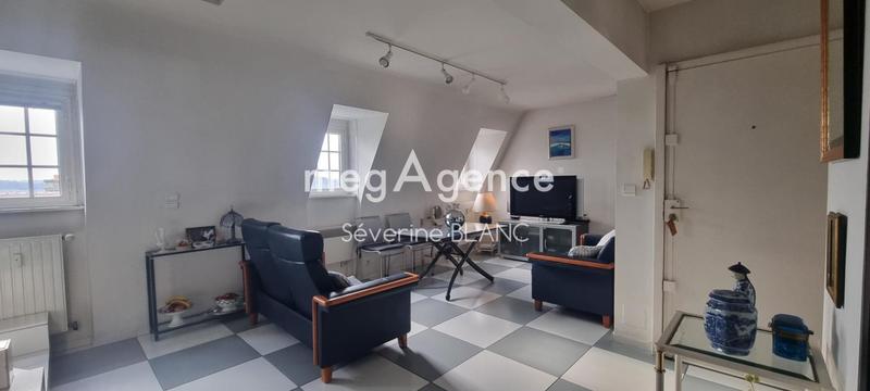 Appartement - 97 m² - 4 pièces