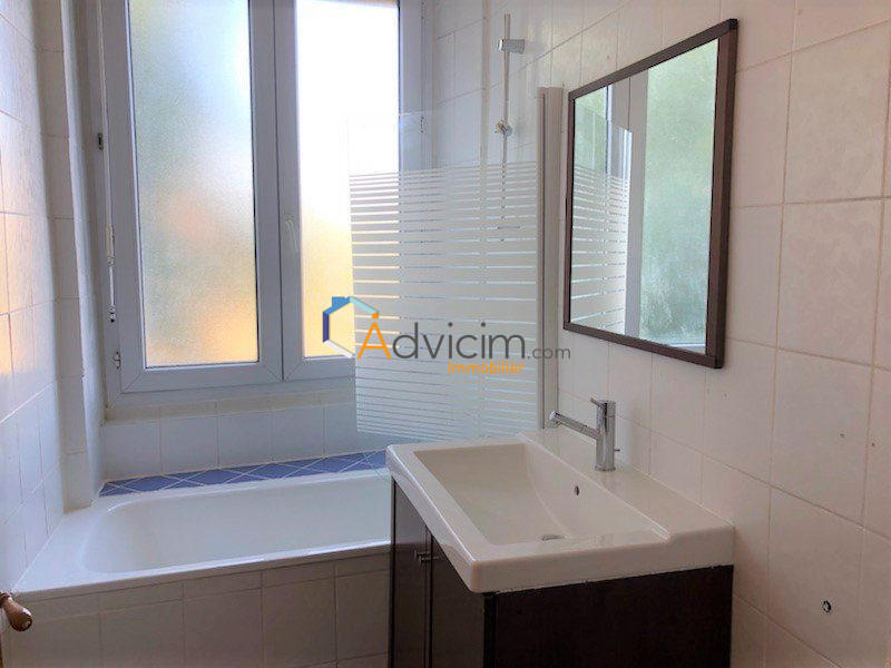 Appartement - 76 m² - 3 pièces