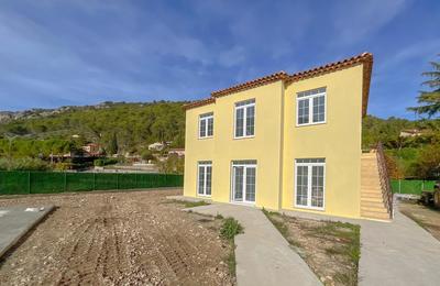 Maison - 176 m² - 6 pièces