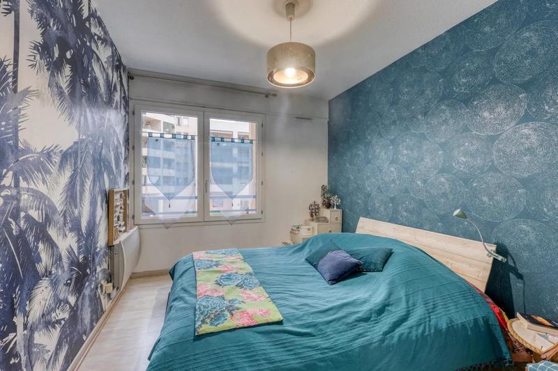 Appartement - 85 m² - 4 pièces