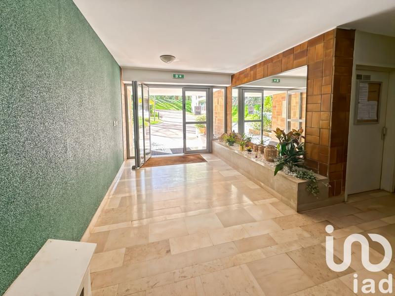 Appartement - 98 m² - 5 pièces