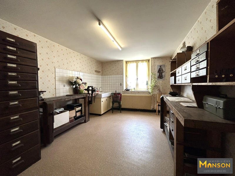 Appartement - 176 m² - 6 pièces