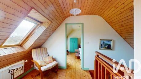 Maison - 180 m² - 11 pièces