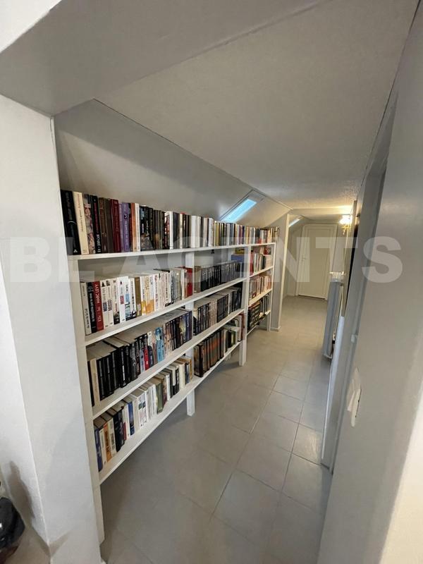 Propriété - 200 m² - 7 pièces