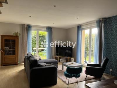 Maison - 138 m² - 8 pièces