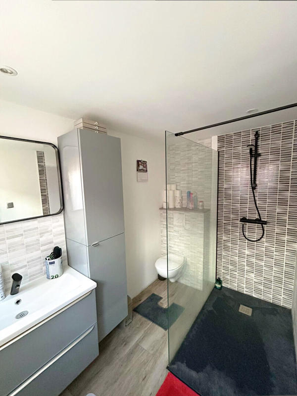 Maison - 102 m² - 4 pièces