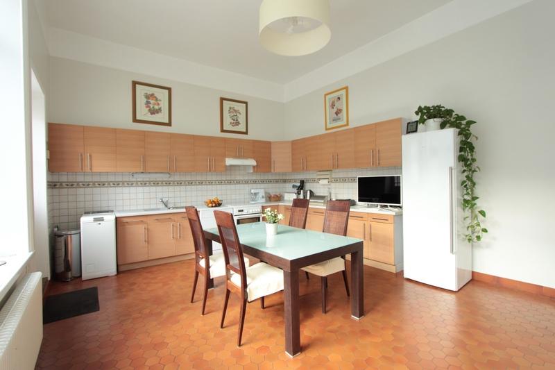 Maison bourgeoise - 275 m² - 8 pièces