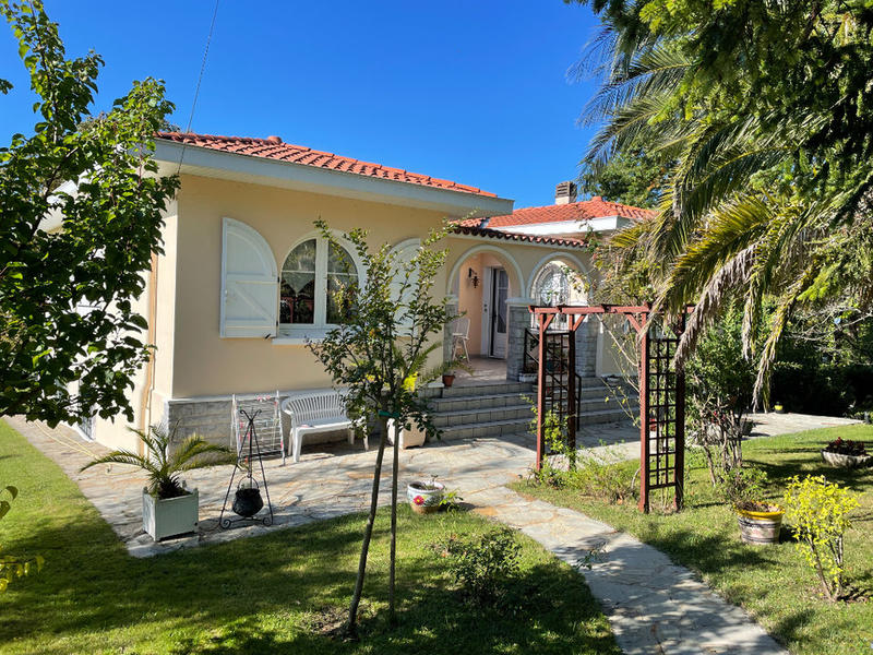 Maison - 154 m² - 7 pièces