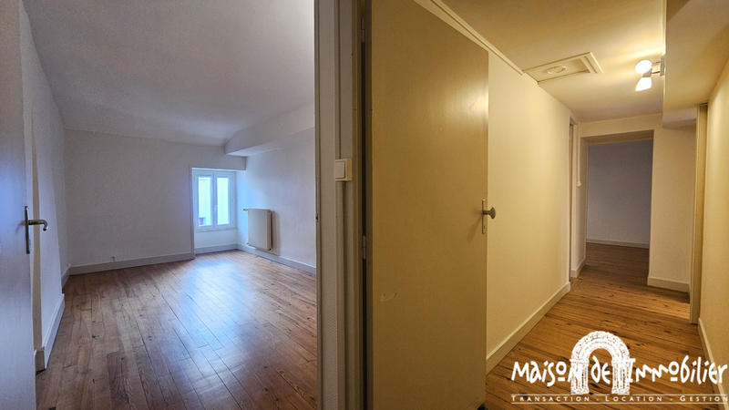 Maison - 93 m² - 4 pièces