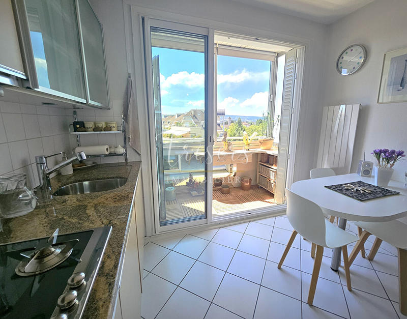 Appartement - 80 m² - 4 pièces