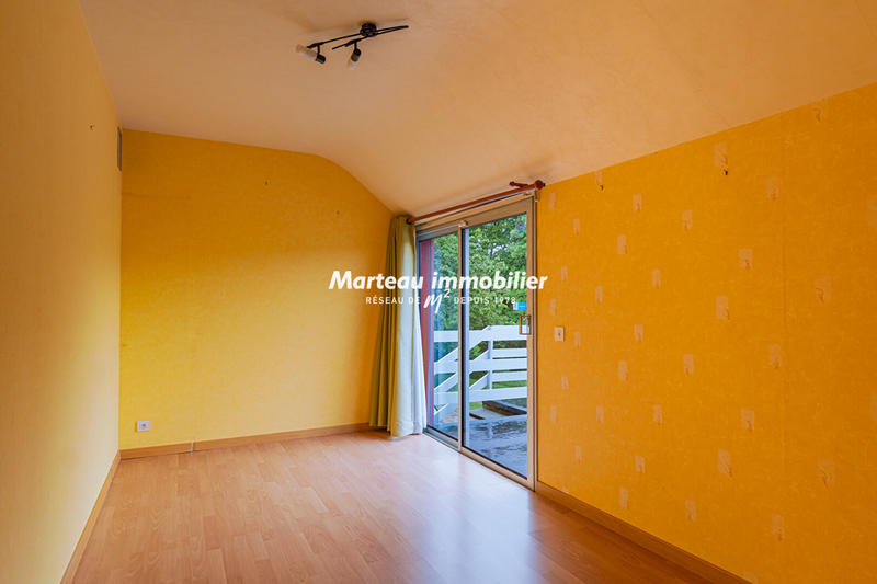 Maison - 202 m² - 7 pièces