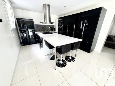 Maison - 115 m² - 6 pièces