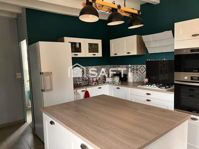 Maison - 139 m² - 7 pièces