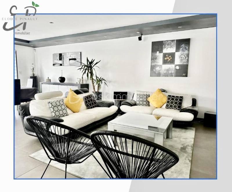 Maison - 187 m² - 7 pièces