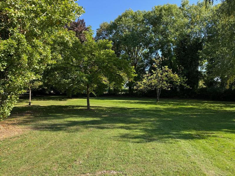 Maison ancienne - 303 m² - 8 pièces