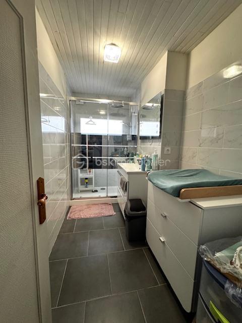 Maison - 136 m² - 8 pièces