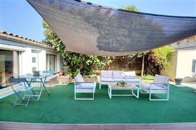 Villa - 180 m² - 4 pièces