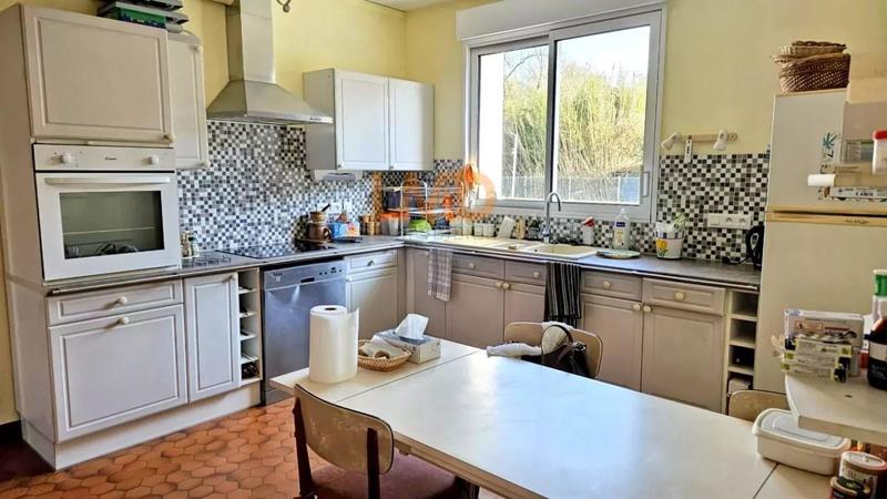 Maison de ville - 200 m² - 8 pièces