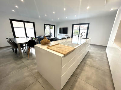 Maison - 125 m² - 5 pièces