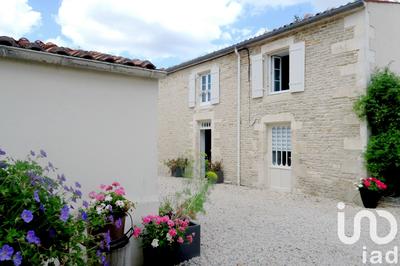 Maison - 430 m² - 15 pièces