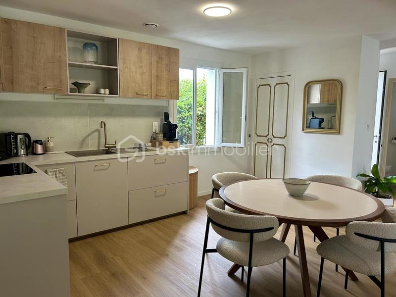 Maison - 95 m² - 5 pièces