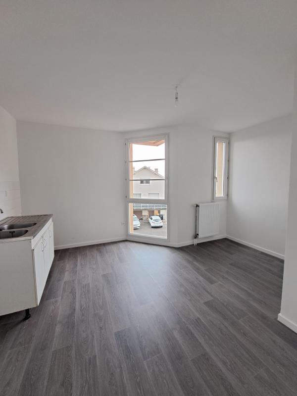 Appartement - 93 m² - 4 pièces