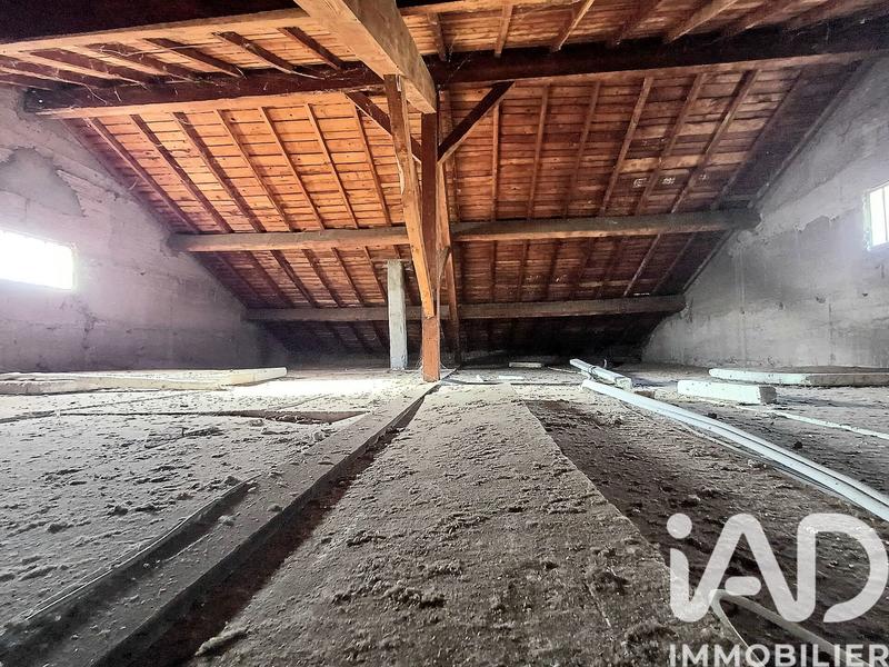 Maison - 96 m² - 5 pièces