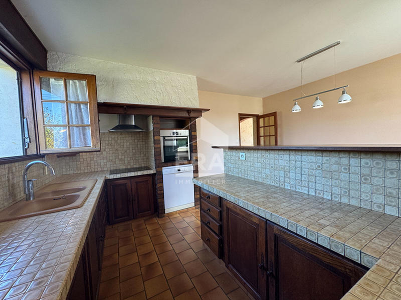 Maison - 143 m² - 6 pièces