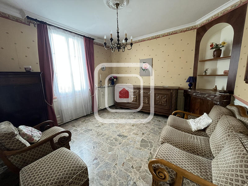 Maison - 97 m² - 5 pièces