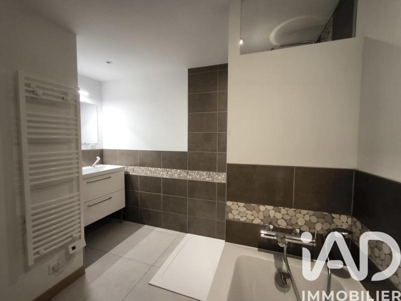 Appartement - 96 m² - 5 pièces