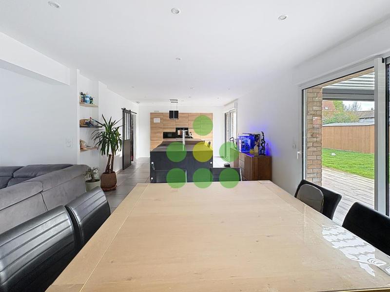 Maison - 126 m² - 4 pièces