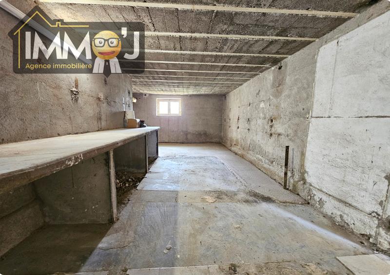 Maison - 210 m² - 4 pièces