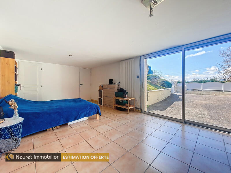 Maison - 145 m² - 7 pièces