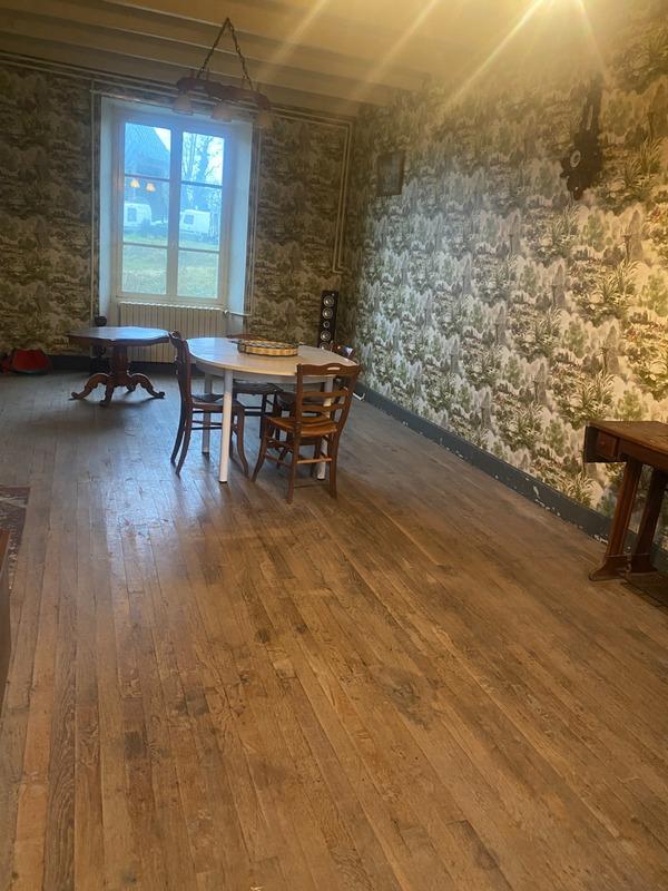 Maison - 140 m² - 6 pièces