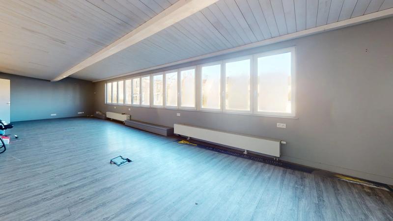 Bureau - 257 m² - 10 pièces