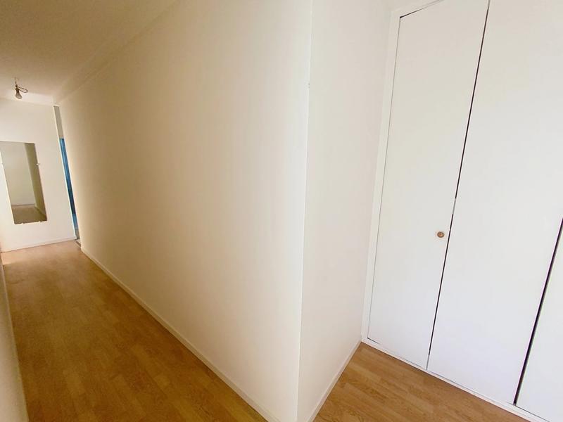 Appartement - 99 m² - 5 pièces