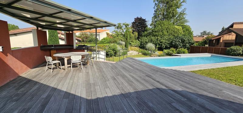 Maison contemporaine - 280 m² - 8 pièces