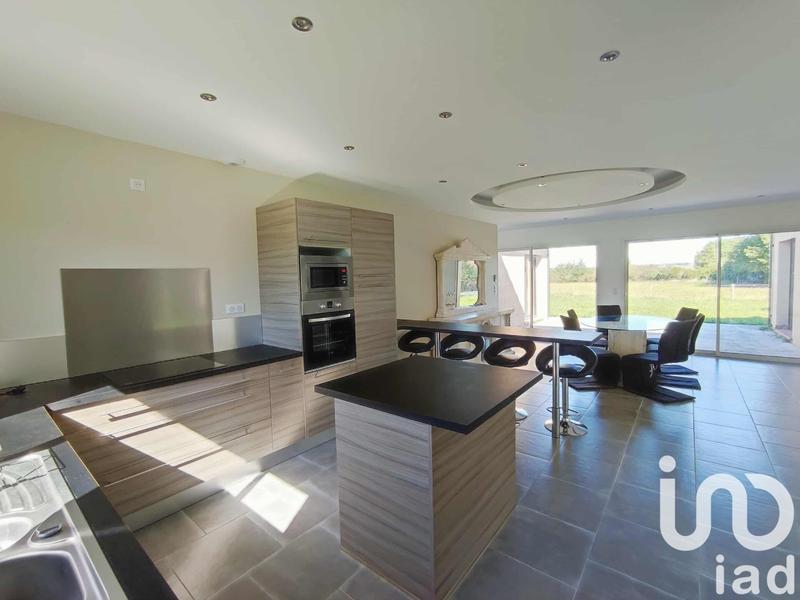 Maison - 147 m² - 5 pièces