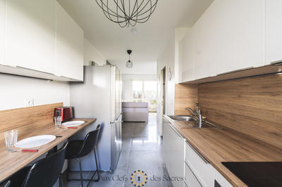 Appartement - 83 m² - 5 pièces