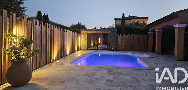 Maison - 166 m² - 5 pièces