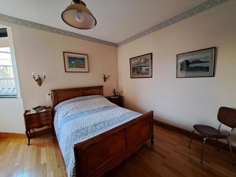 Appartement - 181 m² - 8 pièces