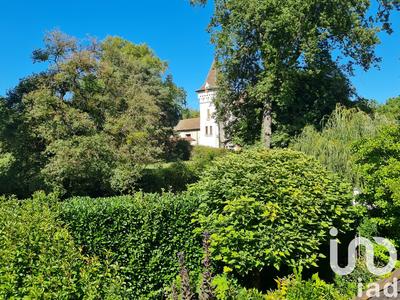 Maison - 234 m² - 9 pièces